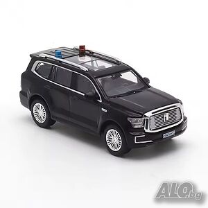 Tank 500 Russian Presidential Guard Car 2025 - мащаб 1:64 на XCARTOYS моделът е нов в кутия