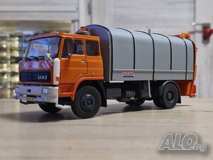 Мадара LIAZ 110.820 BOBR 16.2 боклукчийски 1974 - мащаб 1:43 на DeAgostini моделът е нов в блистер