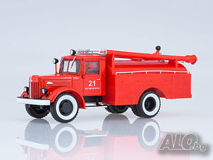 МАЗ 205 АЦ-30 Пожарна - мащаб 1:43 на Наши Грузовики модела е нов в кутия