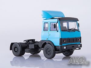 МАЗ 5432 влекач - мащаб 1:43 на Наши Грузовики модела е нов в кутийка MAZ