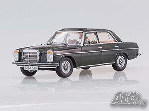 Mercedes Benz Strich 8 Saloon 1968 - мащаб 1:18 на Sun Star модела е нов кутия