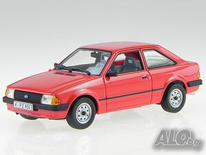 FORD ESCORT MK3 1981 - мащаб 1:43 на Minichamps модела е нов в PVC дисплей-кейс
