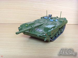 танк Strv 103B Швеция 1967 - мащаб 1:72 на Fabbri модела е нов в блистер