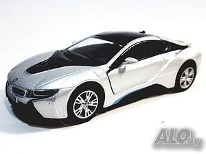 BMW i8 - мащаб 1:36 на KINSMART модела е нов без опаковка