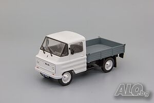 Zuk A11B ЖУК бордови - мащабен модел мащаб 1:43 на ДеАгостини модела е нов метален в блистер