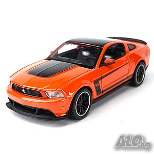 Ford Mustang Boss 302 - мащаб 1:24 на Maisto моделът е нов в кутия