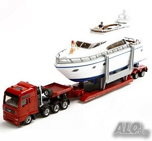 MAN транспортен на яхта, heavy haulage transporter with yacht - мащаб 1:87 на SIKU