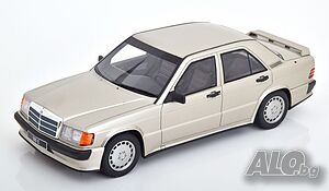 Mercedes-Benz W201 190E 2.5 16S 1993 - мащаб 1:18 на OttoMobile моделът е нов в кутия