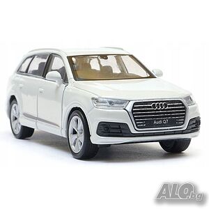 Audi Q7 2015 - мащаб 1:39 на Welly моделът е нов в кутия