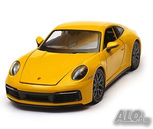 Porsche 911 Carrera 4S - мащаб 1:24 на Welly моделът е нов в кутия