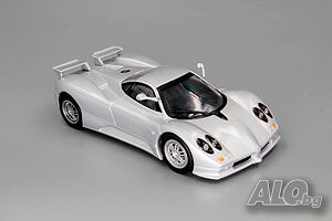 Pagani Zonda C12S 2000 - мащаб 1:43 на DeAgostini моделът е нов в блистер