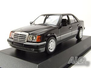Mercedes 500 E W124 1991 - мащаб 1:43 на Maxichamps моделът е нов в PVC дисплей-кейс