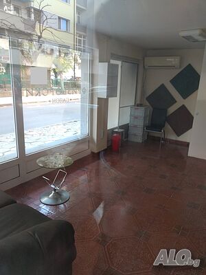 Търговски обект в широк Център, гр. Хасково Магазин Офис Салон за красота Друго 18 кв.м Партер Тухла Готов (завършен) | Магазини, Офиси, Кабинети, Салони | Център Хасково