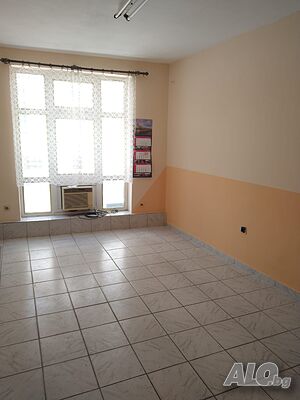 Офис/Студио под наем в топ Центъра на гр. Хасково