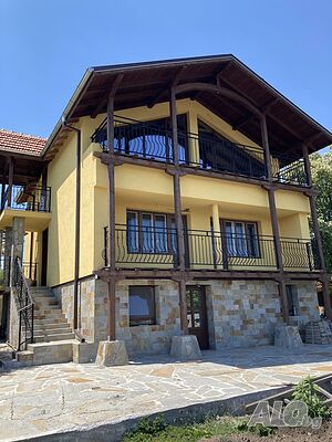 РЕНОВИРАНА КЪЩА в с. Бориславци, общ. Маджарово