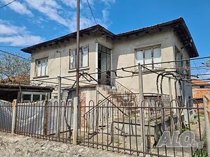 ДВУЕТАЖНА КЪЩА в Национален Курорт Минерални Бани, обл. Хасково.