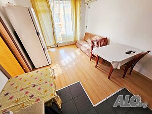 Обзаведен тристаен апартамент в Съни дей 6, к.к. Слънчев бряг