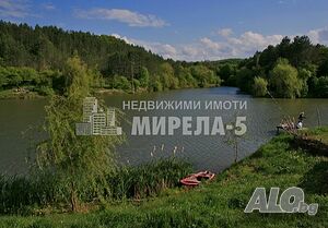 Дворно място за продажба