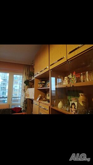 Продаваме гарсониера