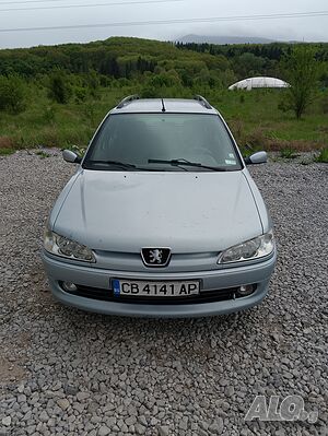 Продавам Пежо 306