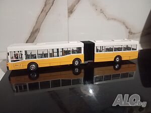 Играчка автобус