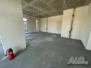 ТОП Локация! Магазин 68 кв.м до Метро и хотел СПС, ж.к. Тракия