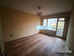 Продавам 2ст. Хаджи Димитър