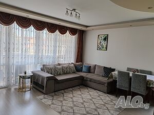 Продавам двустаен апартамент в гр Айтос на ул Димитър Благоев 29