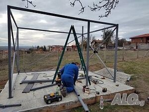 контейнери, бунгала, магазини и павилиони