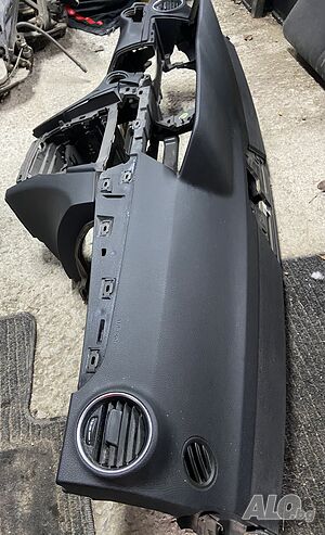 Мерцедес бенц Арматурно табло за Мерцедес Ц класа W204 Facelift 2011+