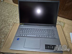 Продавам лаптоп Acer Aspire A517-53-71C7 17,3 2×8/1024GB SSD