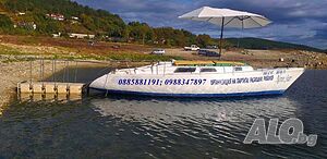 Продавам моторна яхта Ново Стар