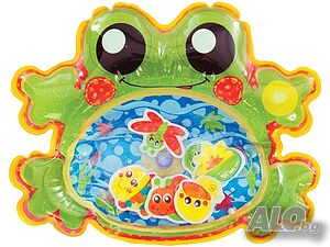 НОВИ! Надуваема жаба с водно коремче PlayGro водно килимче