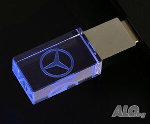 32 гб Светеща флашка Mercedes Benz, Мерцедес