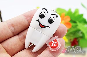 Флашка USB 32 гб Зъб флаш памет, подарък за зъболекар