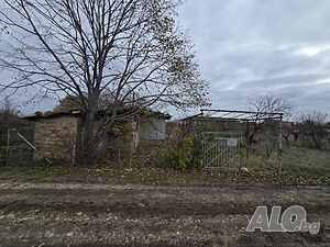 Продава имот с. Осеново вилна зона