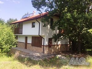 Продава вила в Пирин планина