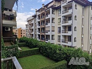 Двустаен апартамент с парково място Свети Влас Двустаен апартамент 65 кв.м Тухла 2015 г. 2 етаж Непоследен | Апартаменти | Свети Влас