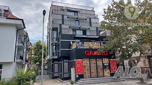 Бизнес сграда с игрална зала, заведение, фитнес, стаи за гости и тристаен апартамент в Китен 935 кв.м Самостоятелна сграда Тухла Готов (завършен) | Заведения | Китен