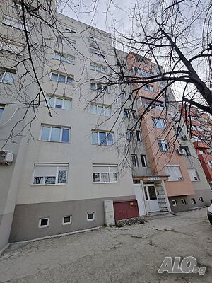 Tристаен апартамент (Обзаведен)-от собственик