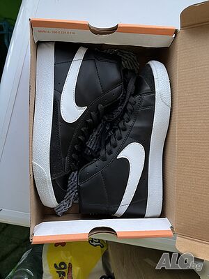 Nike blazer mid 77 42-ри номер Нови