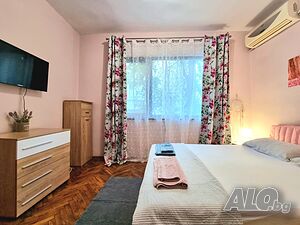 Едностаен апартамент в центъра с Парко Място