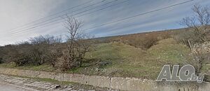 Продава парцел на Южен склон