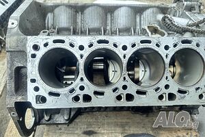 Блок за BMW M5 X5M X6M - S44B44A