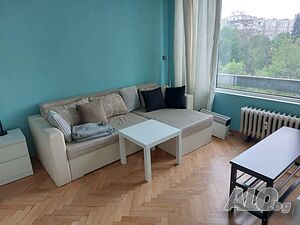 Продавам двустаен кв. Красна поляна