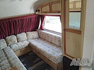 Продавам Каравана Elddis