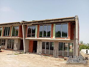 Комплекс от къщи край София 🏠