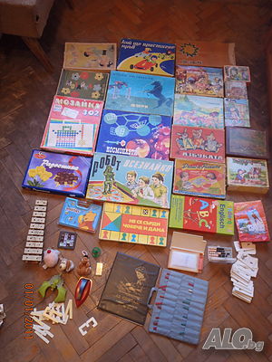 Настолни игри, игри с печати, кубчета с картинки, игри - помагала, плюш играчки и други.