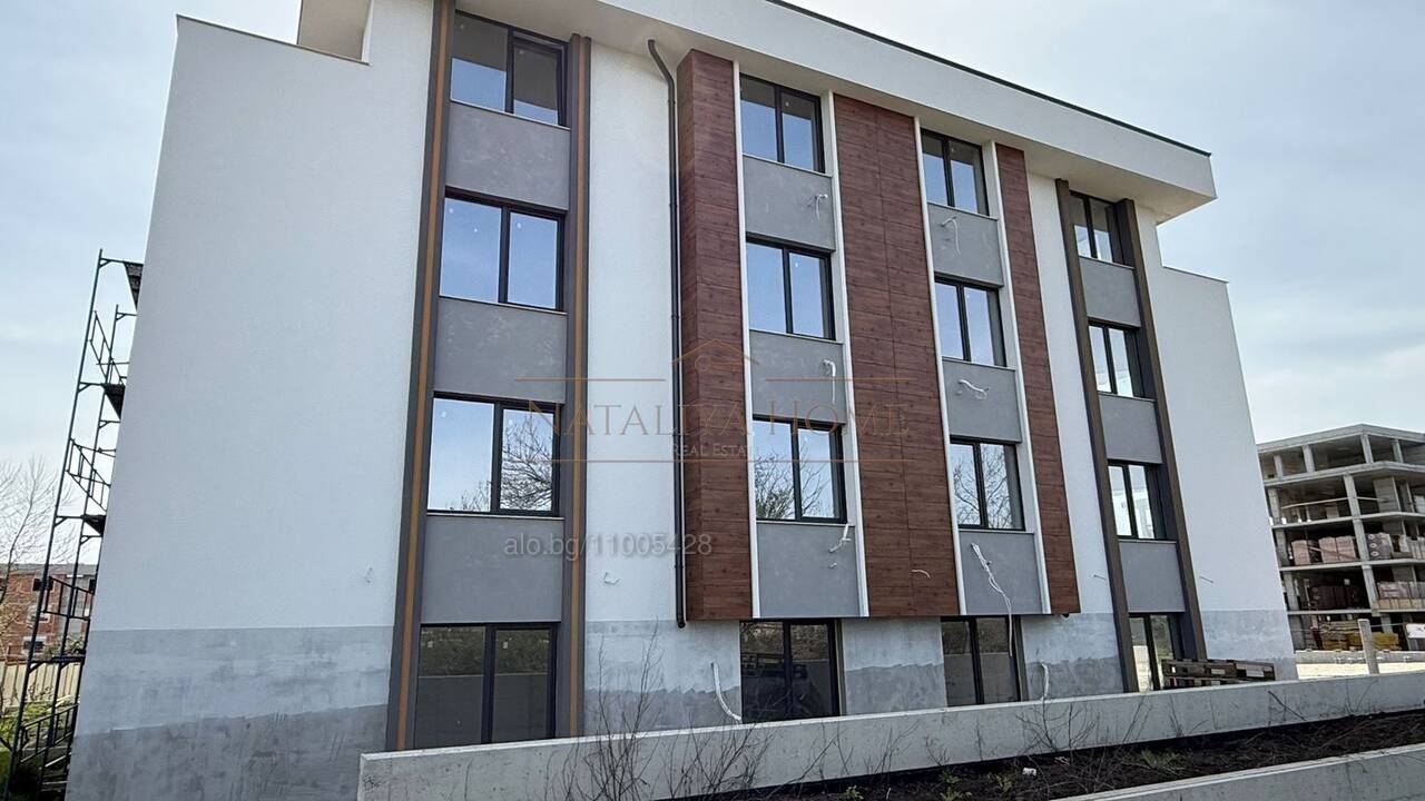 Едностаен апартамент с веранда в модерна жилищна сграда в кв. Сарафово Едностаен апартамент 65 кв.м Тухла 2025 г. 1 етаж Партер | Апартаменти | Сарафово Бургас