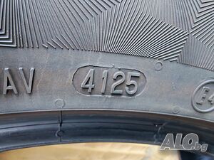 Почти НОВИ Летни гуми Continental PremiumContact 6 235/45 R18 - DOT 4125 (на 3500 км)